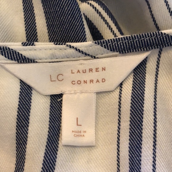 LC Lauren Lauren Conrad Striped Double Ruffle Sleeve Popover Top Size Large - Picture 8 of 10